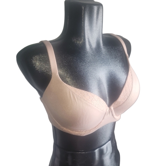 Victoria Secret Beige Underwire Pushup Bra Sz.34DDD - Picture 2 of 4